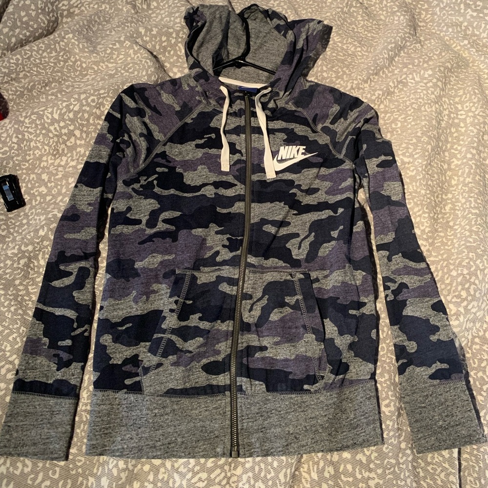 nike zip up